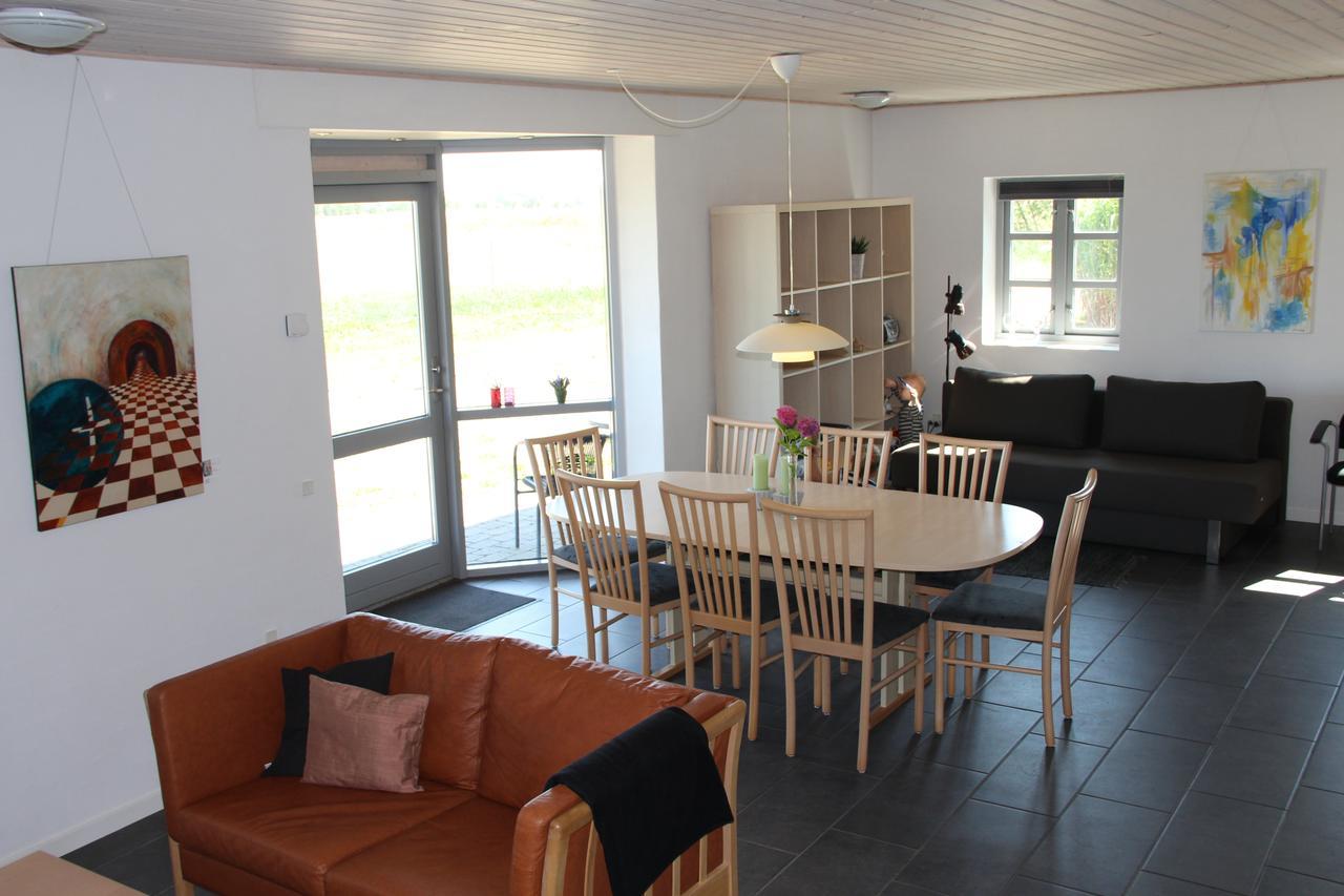 Appartamento Skelgaard Ferielejlighed Jelling Esterno foto